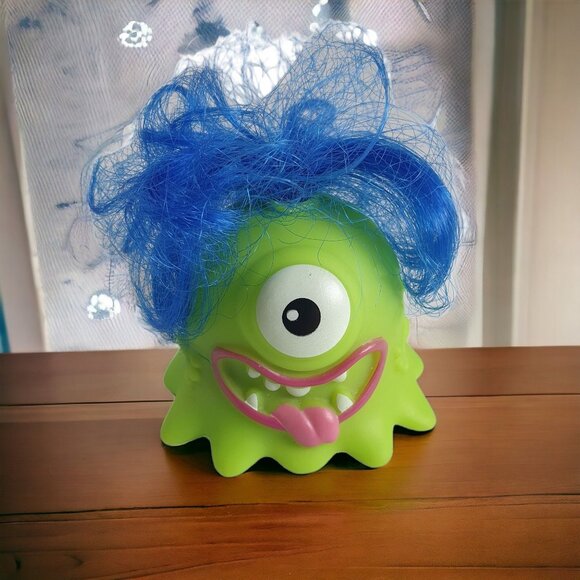 Stress Toy Hair Pull Laughing Monster Novelty Gift Collectable Office Desk - Picture 1 of 9